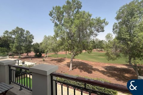 Willa do wynajęcia w Jumeirah Golf Estates, Dubai, ZEA 5 sypialnie, 514 mkw., nr 668554 - zdjęcie 1