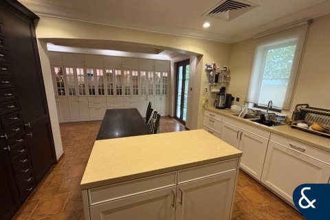 Willa do wynajęcia w Jumeirah Golf Estates, Dubai, ZEA 5 sypialnie, 514 mkw., nr 668554 - zdjęcie 4
