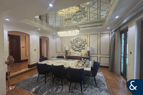 Willa do wynajęcia w Jumeirah Golf Estates, Dubai, ZEA 5 sypialnie, 514 mkw., nr 668554 - zdjęcie 9