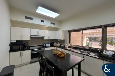 Radhus uthyres i Meydan, Dubai, UAE 3 sovrum, 259 kvm Nr. 668549 - fotografi 7