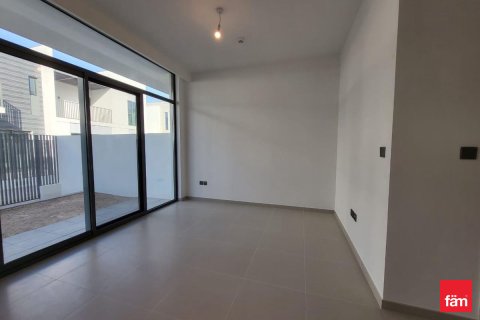Vilă în Dubai, EAU 3 dormitoare, 128.6 mp.  №722476