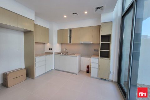 Βίλα σε Dubai, ΗΑΕ 3 υπνοδωμάτια, 128.6 τ.μ. Αρ. 722476 - φωτογραφία 3