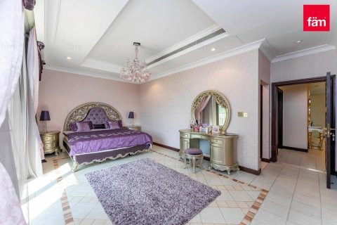 Villa til leje i Palm Jumeirah, Dubai, UAE 4 soveværelser, 622.4 kvm № 722477 - foto 23