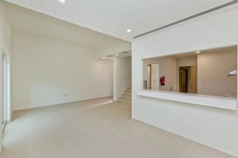 خانه شهری برای اجاره در Dubai Land، Dubai، امارات متحده عربی 3 خوابه ، 161 متر مربع ، شماره 693762 - تصویر 1