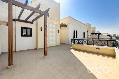 Řadový dům v Mudon, Dubai, SAE 4 ložnice, 369.48 m² Č.: 733608 - fotografie 7