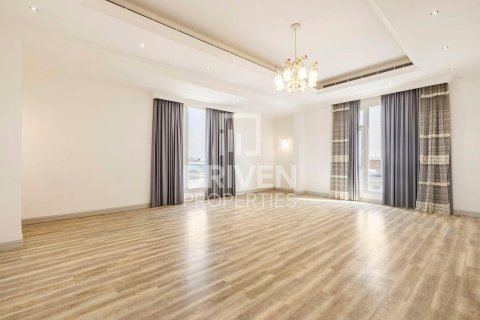 Villa zur Miete in Nadd Al Sheba, Dubai, VAE 6 Schlafzimmer, 1858.06 m2 Nr. 746486 - Foto 23