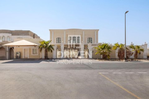 Villa zur Miete in Nadd Al Sheba, Dubai, VAE 6 Schlafzimmer, 1858.06 m2 Nr. 746486 - Foto 30
