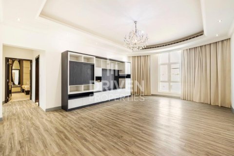 Villa zur Miete in Nadd Al Sheba, Dubai, VAE 6 Schlafzimmer, 1858.06 m2 Nr. 746486 - Foto 24