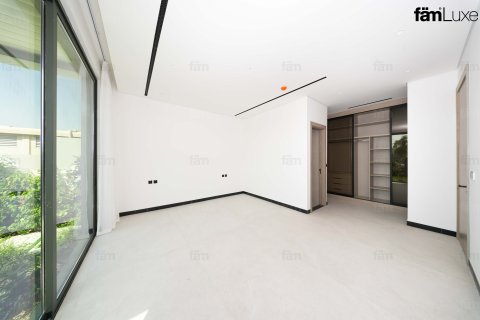 Huvila Al Furjan, Dubai, Arabiemiraatit 5 makuuhuonetta, 605.4 m2 № 710163 - kuva 22