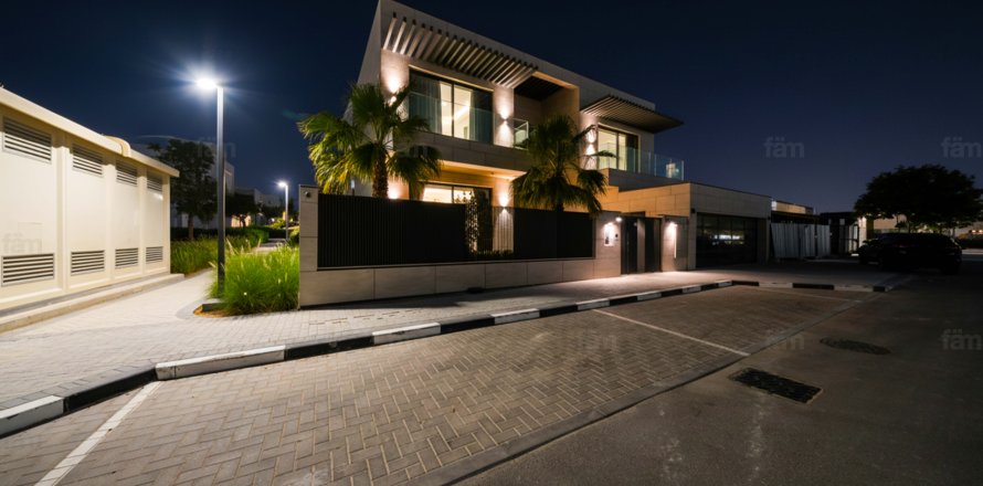 Vila v Al Furjan, Dubai, SAE 5 spální, 605.4 m2 č. 710163