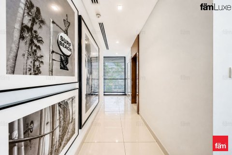 Villa in Dubai, UAE 5 bedrooms, 460 sq.m. № 710162 - photo 23