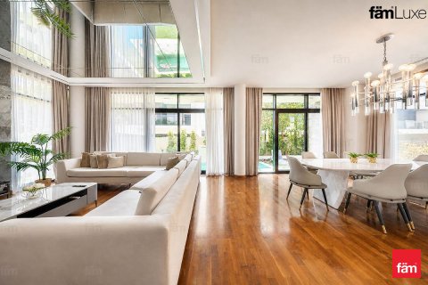 Вилла в Дубай, ОАЭ 5 спален, 460м2 № 710162