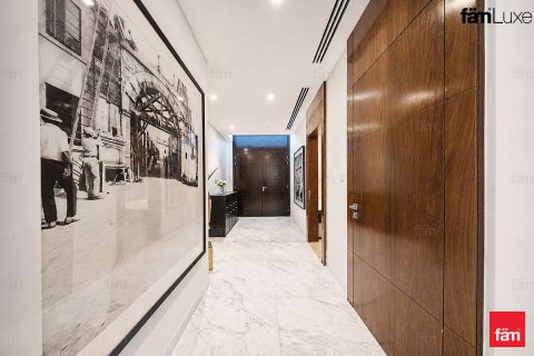 Villa in Dubai, UAE 5 bedrooms, 460 sq.m. № 710162 - photo 20