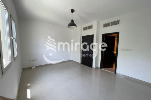 Vila v Al Reef, Abu Dhabi, SAE 3 ložnice, 173.9 m² Č.: 579913 - fotografie 13
