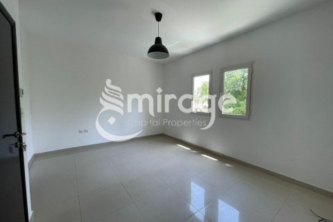 Vila v Al Reef, Abu Dhabi, SAE 3 ložnice, 173.9 m² Č.: 579913 - fotografie 12