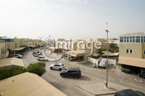 Vila v Al Reef, Abu Dhabi, SAE 3 ložnice, 173.9 m² Č.: 579913 - fotografie 3