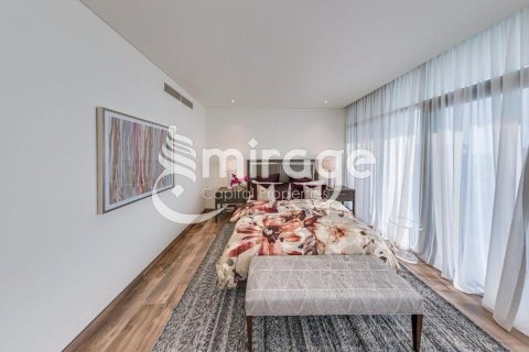 Villa in Abu Dhabi, UAE 5 bedrooms, 650 sq.m. № 579911 - photo 7