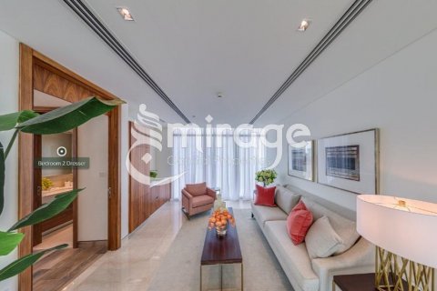 Villa in Abu Dhabi, UAE 5 bedrooms, 650 sq.m. № 579911 - photo 4