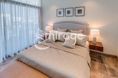 Villa in Abu Dhabi, UAE 5 bedrooms, 650 sq.m. № 579911 - photo 9
