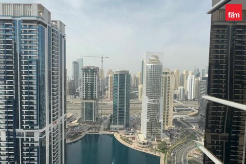 Appartamento in vendita a Dubai, EAU 2 camere da letto, 89.9 mq. № 576508 - foto 1