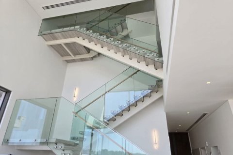 Villa in Nadd Al Sheba, Dubai, UAE 4 bedrooms, 597 sq.m. № 693284 - photo 4