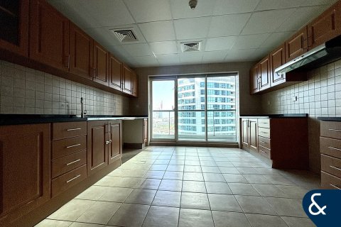 Appartement te koop in Jumeirah Lake Towers, Dubai, VAE 2 slaapkamers, 153 vr.m., nr 666826 - foto 2