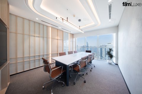 Iroda itt: Dubai, EAE, 160.9 m², azonosító: 687429 - fénykép 2