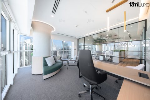 Office i Dubai, UAE 160.9 kvm № 687429