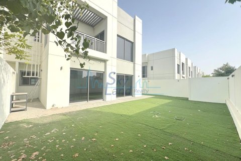 Umm Suqeim, Dubai, UAE의 임대용 빌라 침실 5개, 418.1제곱미터 번호 645512 - 사진 32