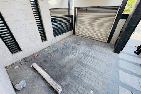 Vila di Umm Suqeim, Dubai, UAE 5 bilik tidur, 418.1 meter persegi № 645511 - foto 26
