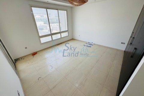 Vila di Umm Suqeim, Dubai, UAE 5 bilik tidur, 418.1 meter persegi № 645511 - foto 8