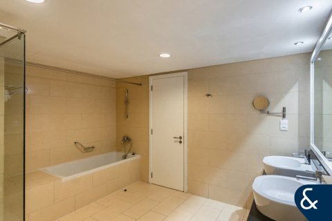 Διαμέρισμα σε Jumeirah Lake Towers, Dubai, ΗΑΕ 1 υπνοδωμάτιο, 115 τ.μ. Αρ. 668035 - φωτογραφία 13