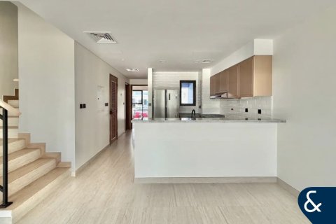 ویلا برای اجاره در Damac Lagoons، Dubai، امارات متحده عربی 4 خوابه ، 214 متر مربع ، شماره 668036 - تصویر 2