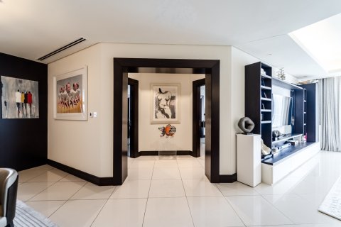 Müüa korter asukohaga Downtown Dubai (Downtown Burj Dubai), AÜE: 2 magamistoaga, 172 m² Nr 766219 - pilt 10