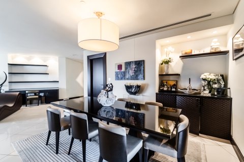 Müüa korter asukohaga Downtown Dubai (Downtown Burj Dubai), AÜE: 2 magamistoaga, 172 m² Nr 766219 - pilt 6