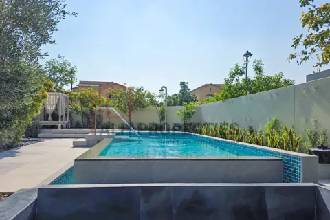 וילה למכירה ב Dubai Land, Dubai, איחוד האמירויות  4 חדרי שינה, 500 מ"ר, מספר 690317 - תמונה 13