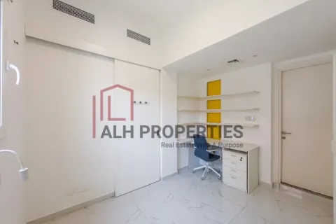 Vilë në The Springs, Dubai, Emiratet e Bashkuara Arabe 3 dhoma gjumi, 247 m2. № 690311 - Foto 14