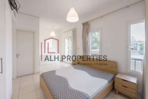 Vilë në The Springs, Dubai, Emiratet e Bashkuara Arabe 3 dhoma gjumi, 247 m2. № 690311 - Foto 23