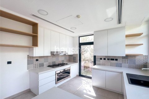 Jumeirah Golf Estates, Dubai, UAE의 임대용 빌라 침실 4개, 262제곱미터 번호 627053 - 사진 6