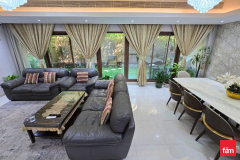 Vilă de închiriat în Meydan, Dubai, EAU 4 dormitoare, 218 mp.  №655680 - poză 17