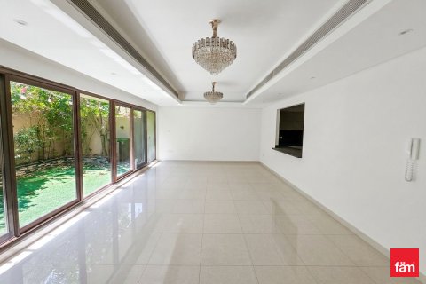 Vila u Meydan, Dubai, UAE 218 m2, 4 spavaćih soba Br. 655680