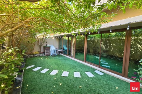 Vilă de închiriat în Meydan, Dubai, EAU 4 dormitoare, 218 mp.  №655680 - poză 6