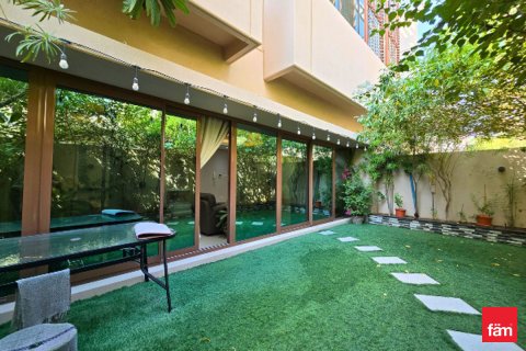 Vilă de închiriat în Meydan, Dubai, EAU 4 dormitoare, 218 mp.  №655680 - poză 15