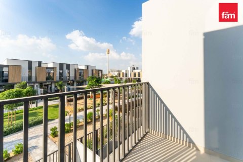 Kuća u nizu u gradu Dubai, UAE 3 spavaće sobe, 168 m2 Br. 655679 - Slika 3