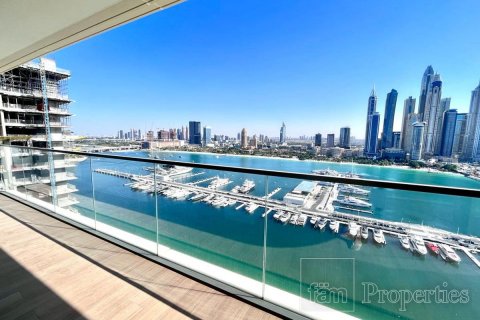 Apartamento en alquiler en Dubai Harbour, Dubai, EAU 3 dormitorios, 163.1 m2 № 655677 - foto 2