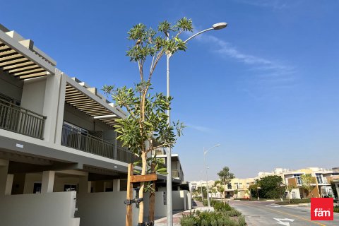 Řadový dům v Dubai, SAE 3 ložnice, 154.8 m² Č.: 631680 - fotografie 5