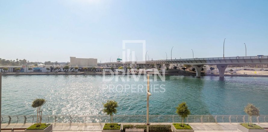 Lägenhet i Al Wasl, Dubai, UAE 2 sovrum, 123.56 kvm Nr. 746870