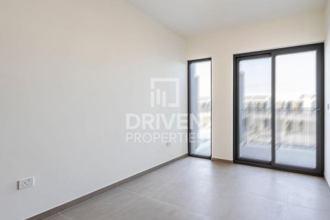 Townhouse in Tilal Al Ghaf, Dubai, UAE 3 bedrooms, 140.38 sq.m. № 765129 - photo 4