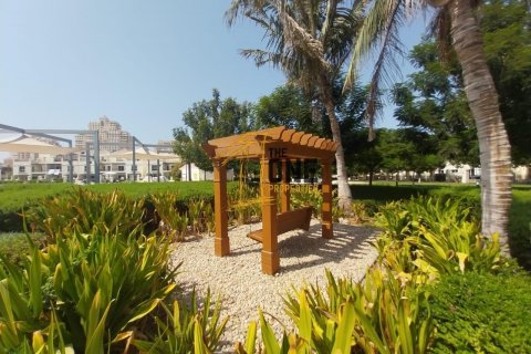 Rijtjeshuis te koop in Al Hamra Village, Ras Al Khaimah, VAE 3 slaapkamers, 259 vr.m., nr 575642 - foto 14