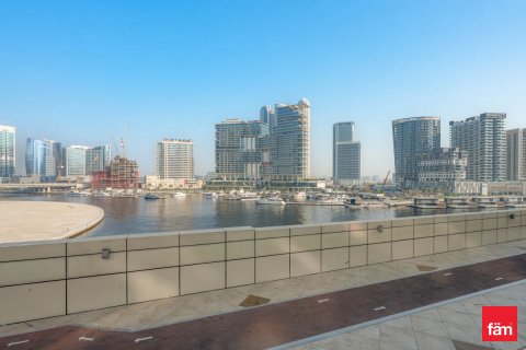 Business Bay, Dubai, BAE’de kiralık daire 2 yatak odası, 124.9 m&sup2; No 703945 - fotoğraf 19